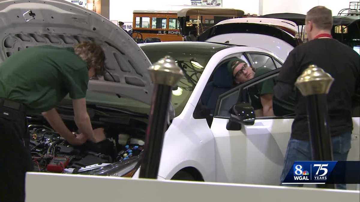 Competition encourages next generation of auto technicians Competition encourages next generation of auto technicians
