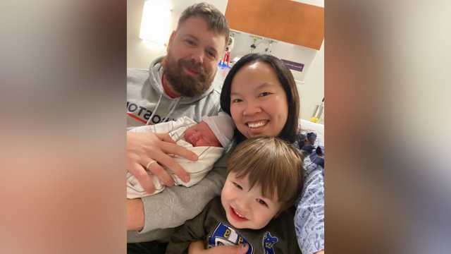 Boston couple delivers baby in their home at height of nor'easter - Vimarsana News