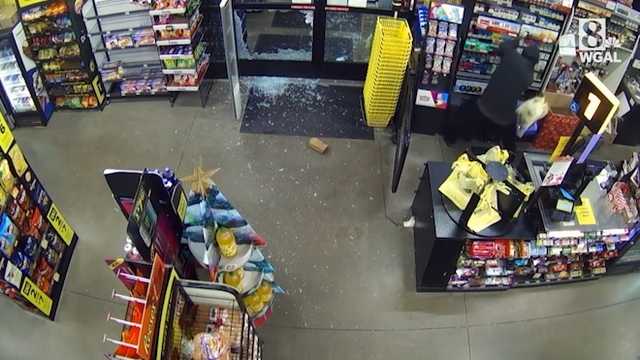 Burglary caught on camera at Dollar General in western Pennsylvania