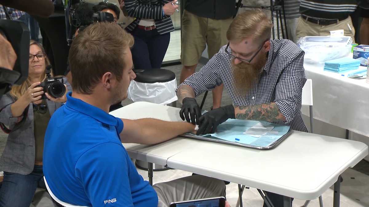 Company starts implanting microchips in employees