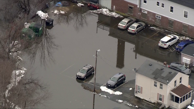 Keeping close eye on swollen, rising Massachusetts rivers spilling over banks - Vimarsana News