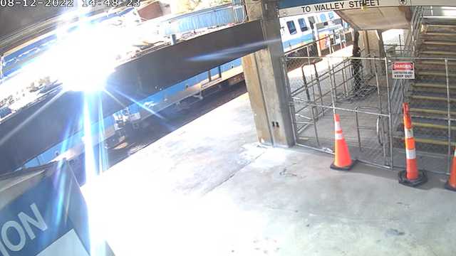 Video shows broken Blue Line subway pantograph hits pedestrian bridge - Vimarsana News