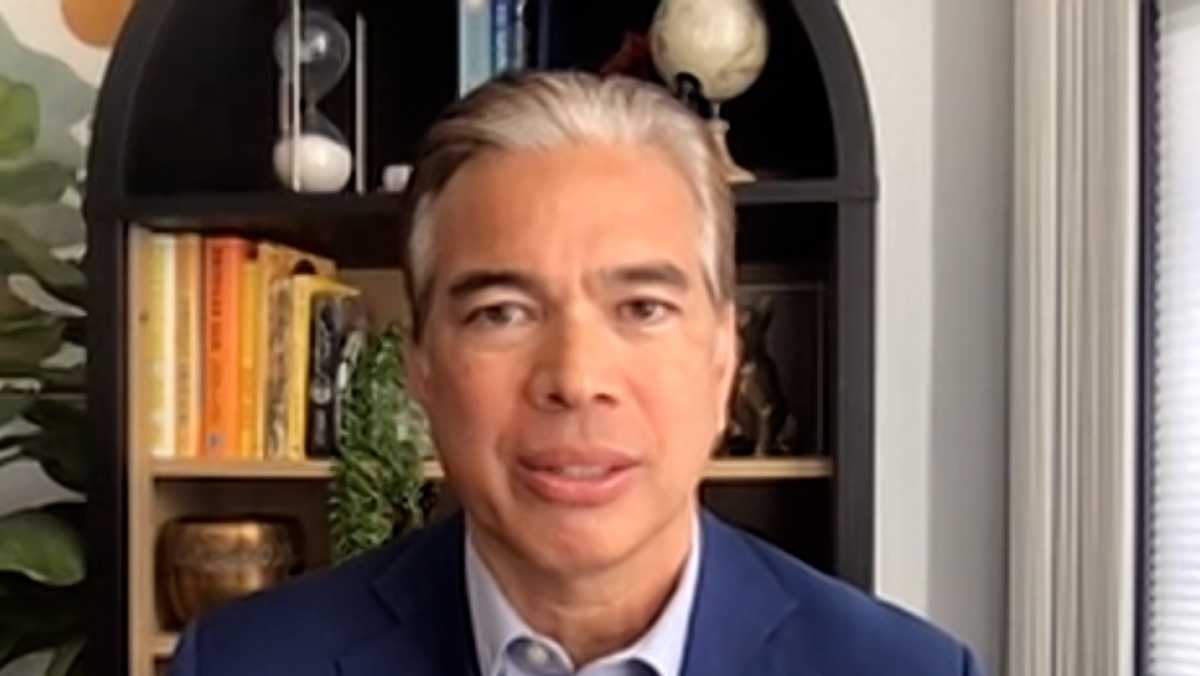 California launches online portal to report ‘unlawful activity’ by federal agents