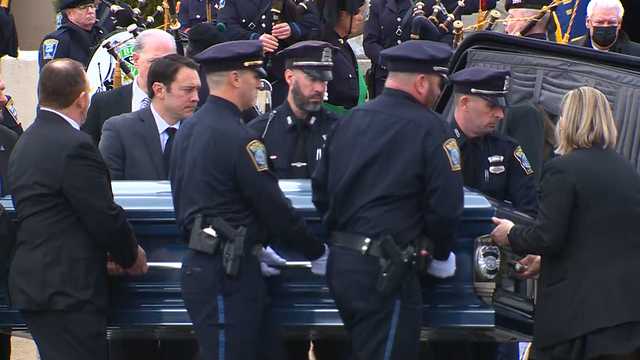 Family, fellow officers mourn death of Boston policeman - Vimarsana News
