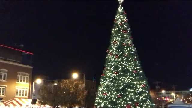 Oklahoma putting up fixtures ahead of Christmas celebrations - Vimarsana News
