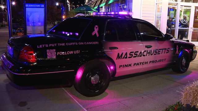 Hingham police team up with Wahlburgers for breast cancer fundraiser