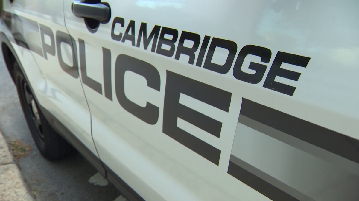 Bicyclist, 24, struck and killed by box truck in Cambridge, Mass. – WCVB Boston