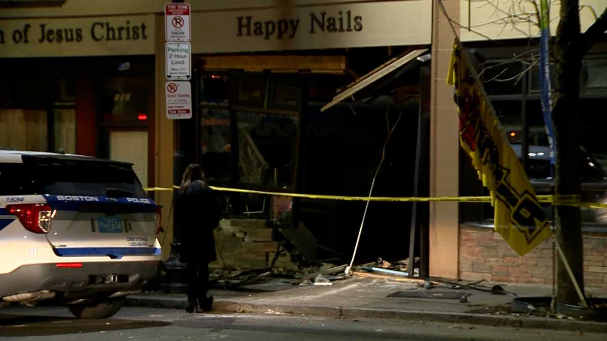Driver leaves scene after crashing into Dorchester nail salon