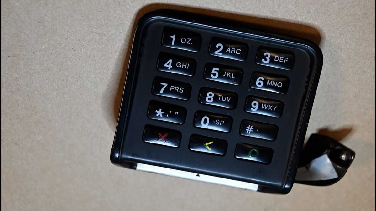 Police share how you can spot skimmers after one was discovered at a Maine convenience store