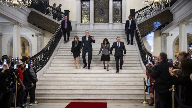 Gov. Baker makes ceremonial final walk out of State House - Vimarsana News
