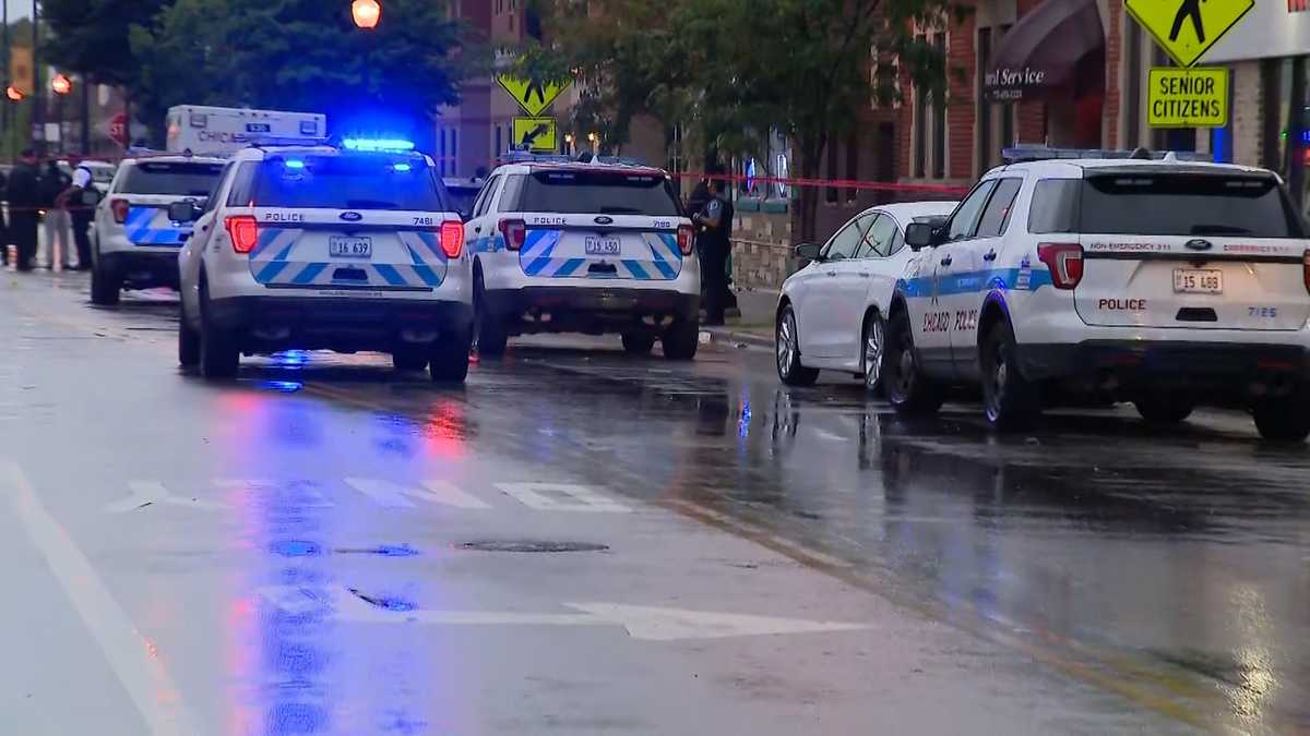 Police 15 injured after shooting outside Chicago funeral home