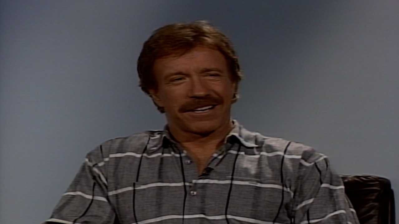 Chuck Norris accidentally kicked Dean Martin during first Hollywood movie