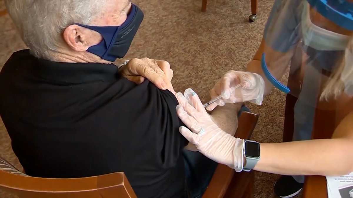Free Flu Shot Clinics Expand U.S. and Abroad