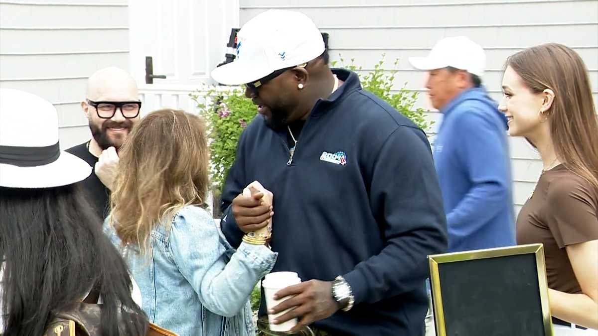 Ortiz hosts golf tournament, casino night fundraiser for his nonprofit