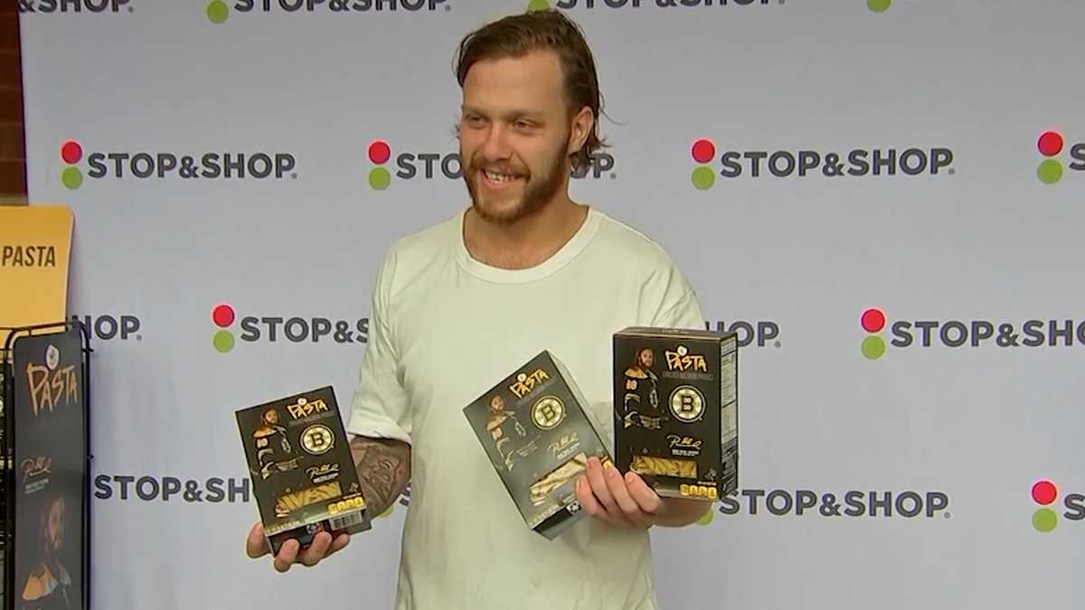 Bruins' David Pastrnak, Stop & Shop selling themed pasta to support cancer  research, care 