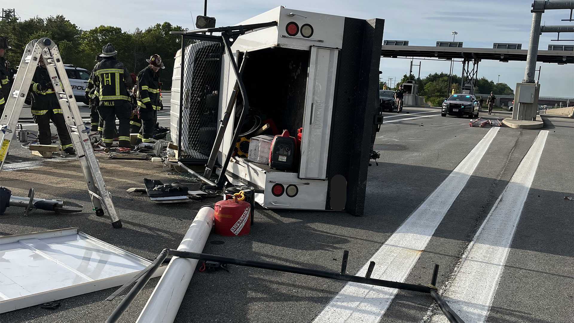 Mass. man killed in rollover crash at Hampton Toll Plaza in NH - Vimarsana News