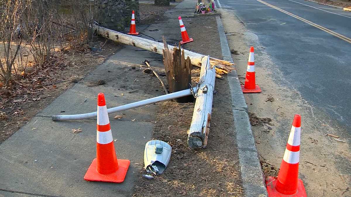 Woman dies after fiery car crash into utility pole in Melrose, DA says