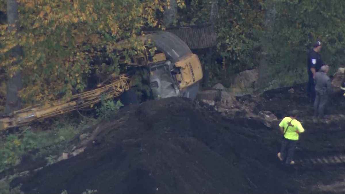 Excavator operator killed in accident at Sutton worksite, DA says