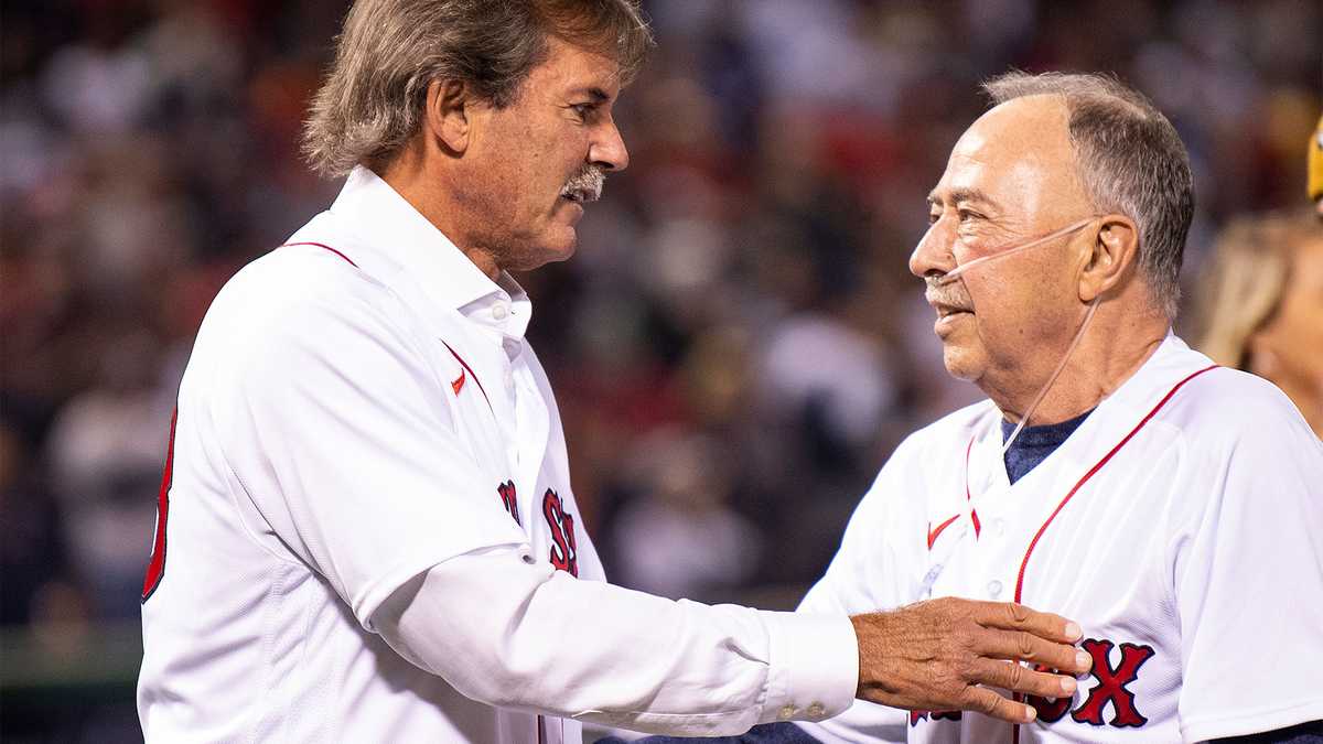 Dennis Eckersley reflects on catching Jerry Remy's first pitch