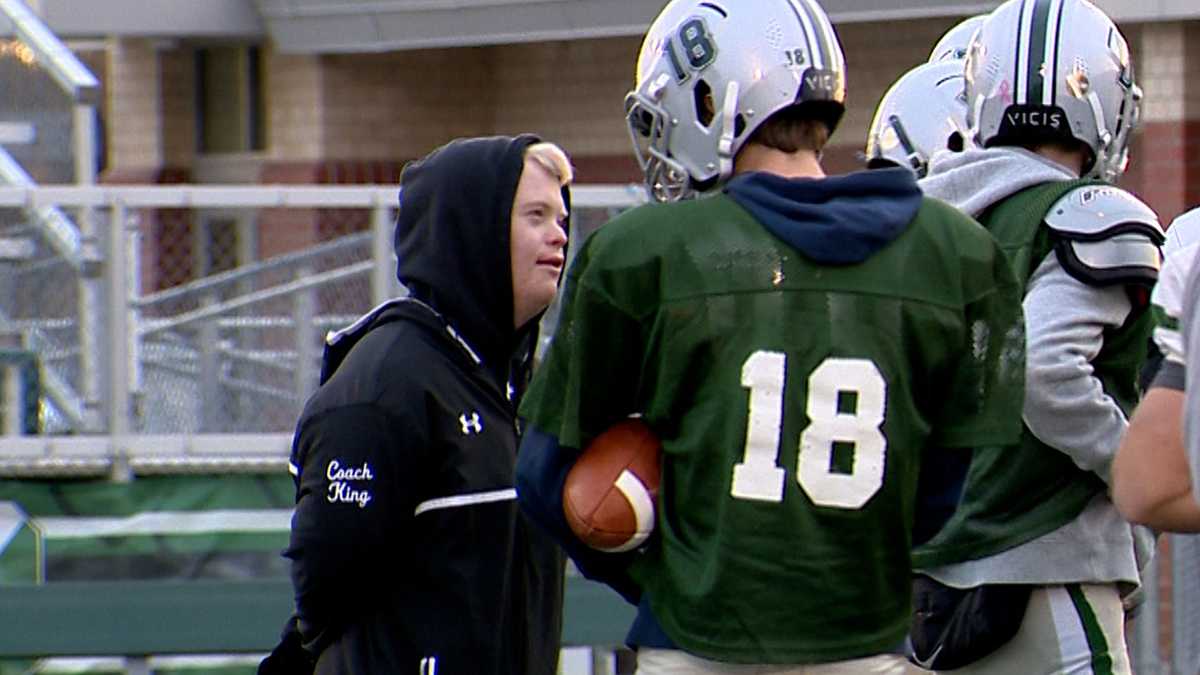 Meet the heart and soul of state champion Duxbury football team