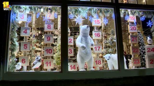 Ellicott City store windows decorated for holidays - Vimarsana News