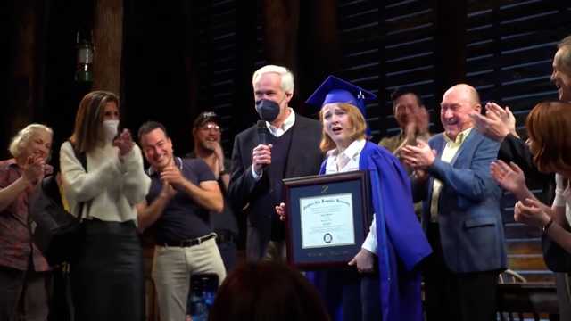 Broadway's Emily Walton surprised on stage with her SNHU diploma - Vimarsana News