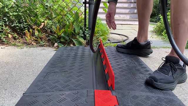 Cambridge, Massachusetts, legalizes sidewalk electric vehicle charging - Vimarsana News