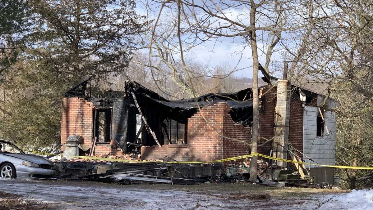 Man dies in house fire in Dauphin County