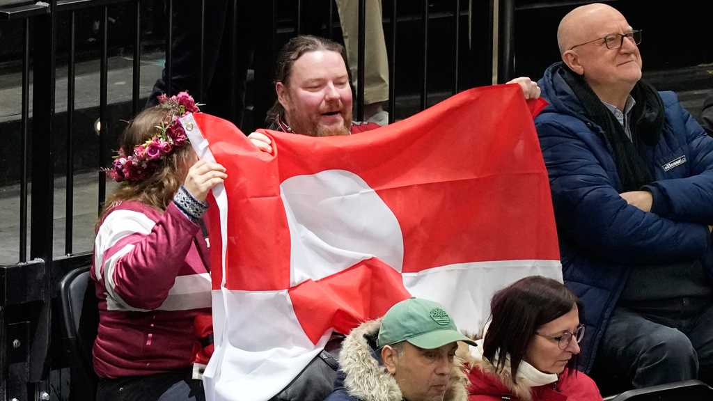 Fans raise Greenland flag at US-Denmark Olympic hockey game