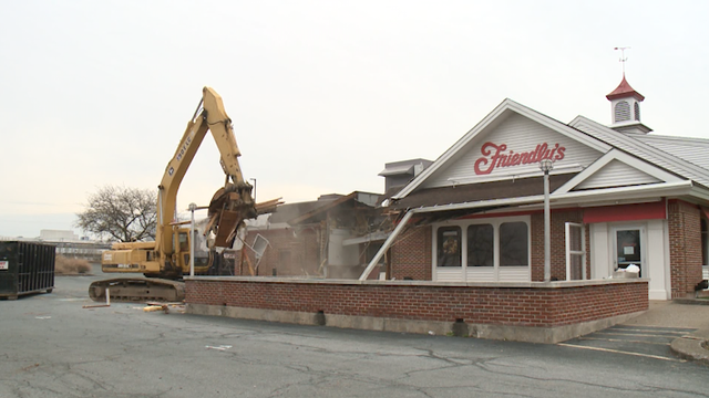 Demolition underway at former Friendly's in Hershey - Vimarsana News