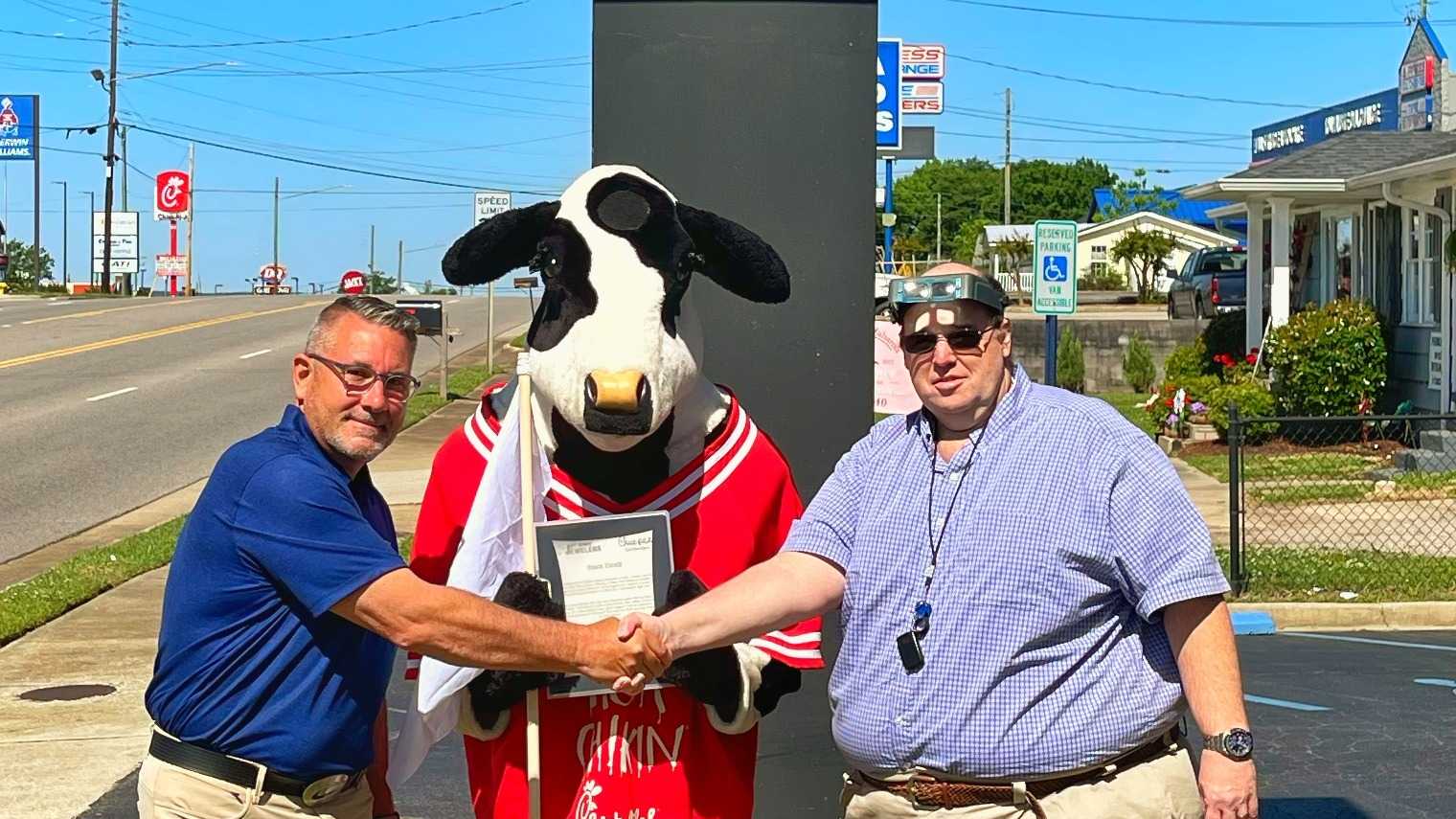 Gardendale sign war ends in peace treaty Jeff Dennis Chick-fil-A - Vimarsana News