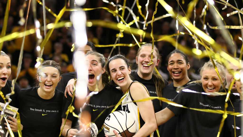 Hy-Vee donates to Caitlin Clark Foundation for NCAA scoring record