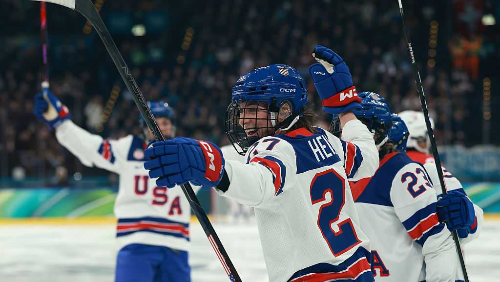 US women's hockey team prepares for anticipated Olympic clash with Canada