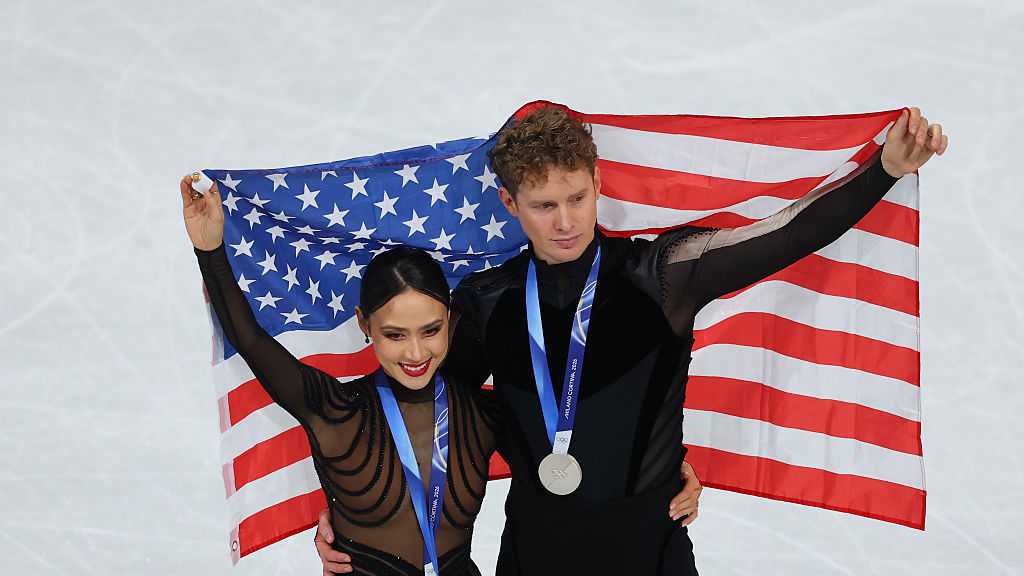 French skaters edge out Chock and Bates in Olympic ice dancing final
