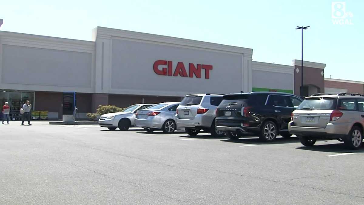 Employee accused of putting needles in food at Pa.  Giant