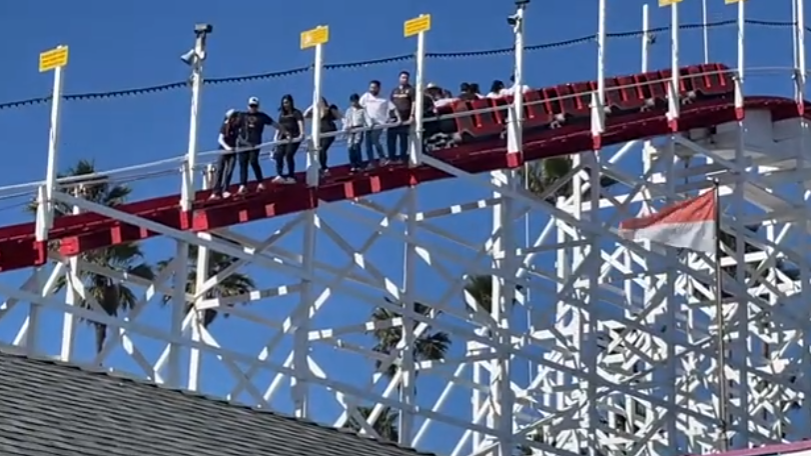 Medical emergency forces Ca. roller coaster to stop mid-ride - KSBW