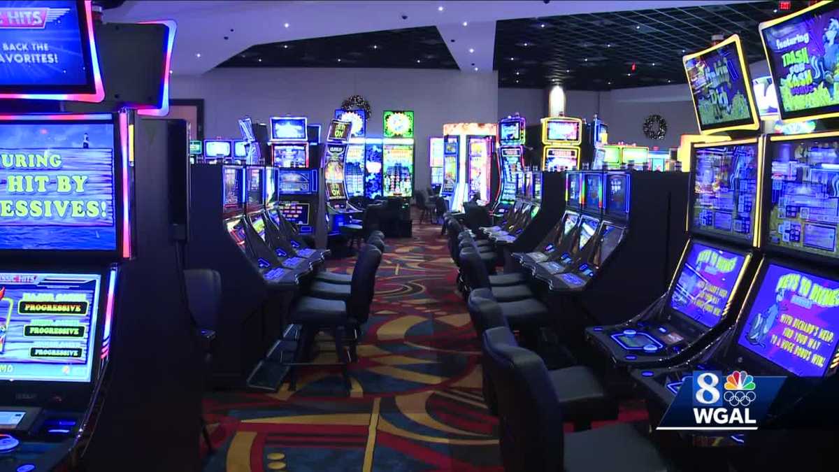 Hollywood Casino opens