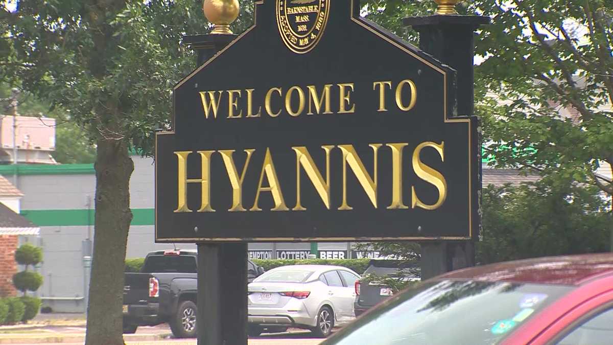 Cape Cod visitors enjoying summer vacation despite rising COVID cases