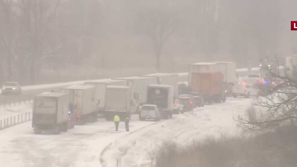 Wisconsin pileup 30 cars, 6 semis and injuries on I41 SB at WIS 28 in