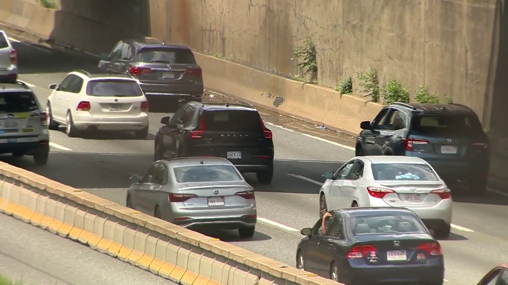 July 4 holiday travel forecast: When will traffic be at its worst? - Vimarsana News