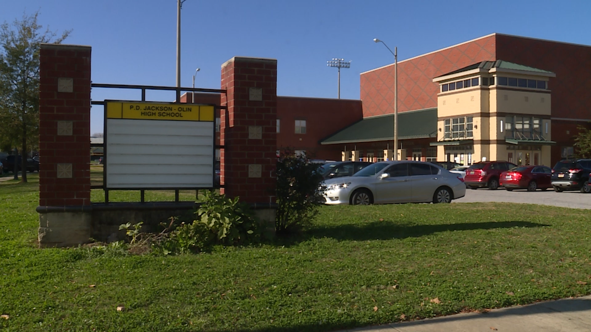 Suspects run from police chase near Birmingham high school; Lockdown ...