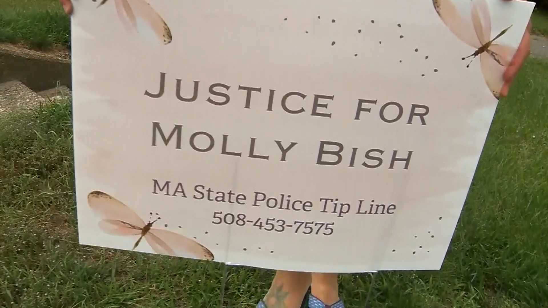 Family Of Molly Bish Seeks New Information In 2000 Murder Case