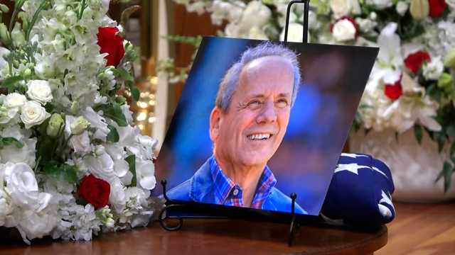 Red Sox pay respects to former team president, CEO Lucchino - Vimarsana News