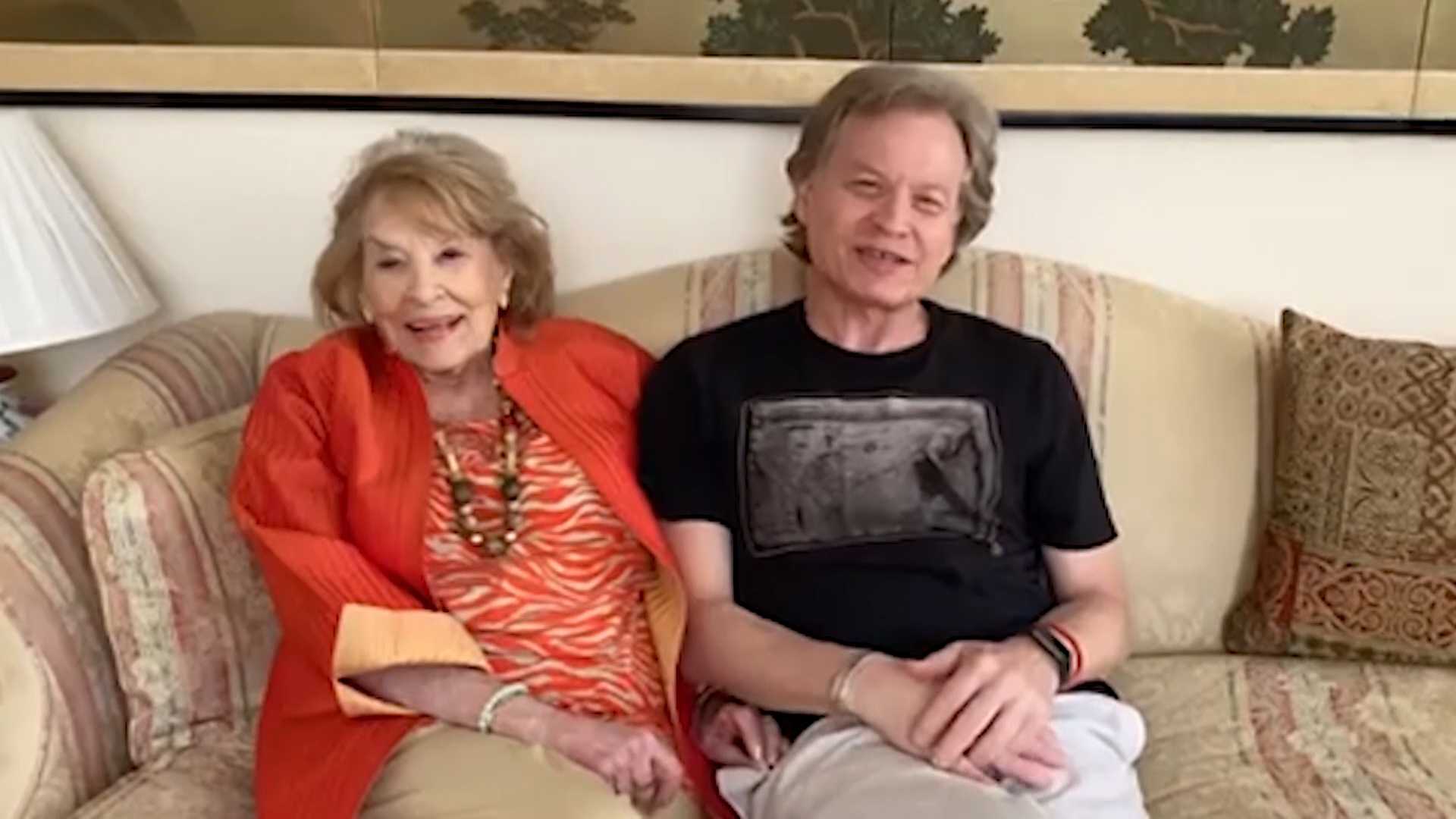 Mass. man meets with mom, 93, in person for 1st time in 15 months - Vimarsana News