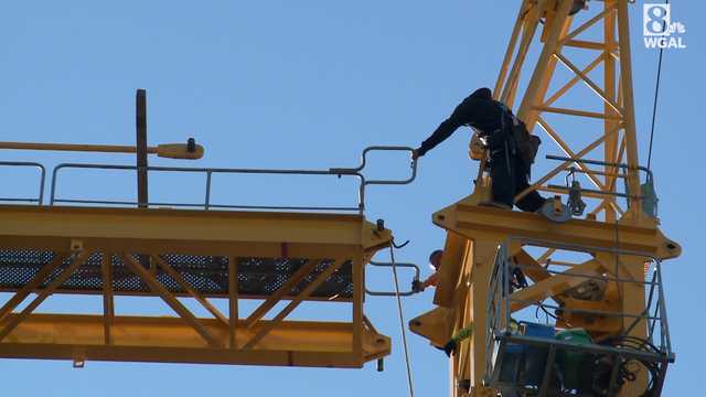 Crane forces weekend-long detour in Lancaster, Pennsylvania - Vimarsana News