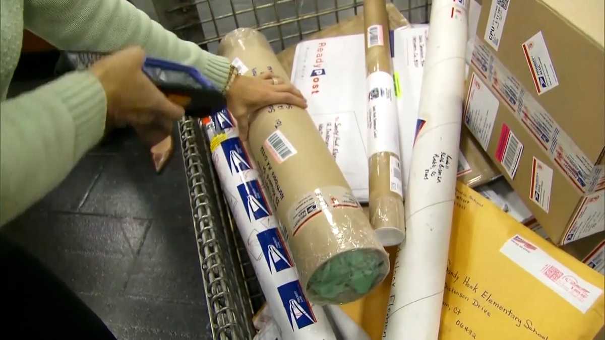 Mother of BU student says mail from parents is being stolen