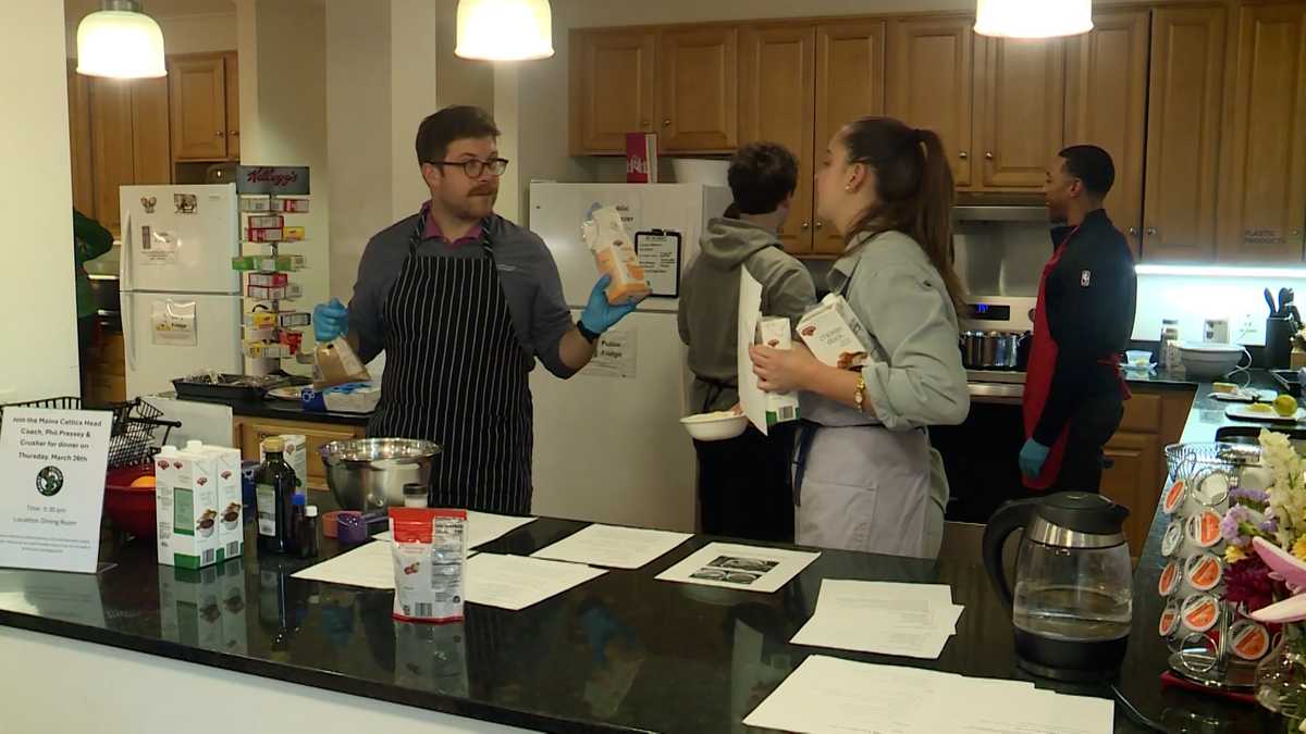 Maine Celtics staff cooks meal for Ronald McDonald House guests