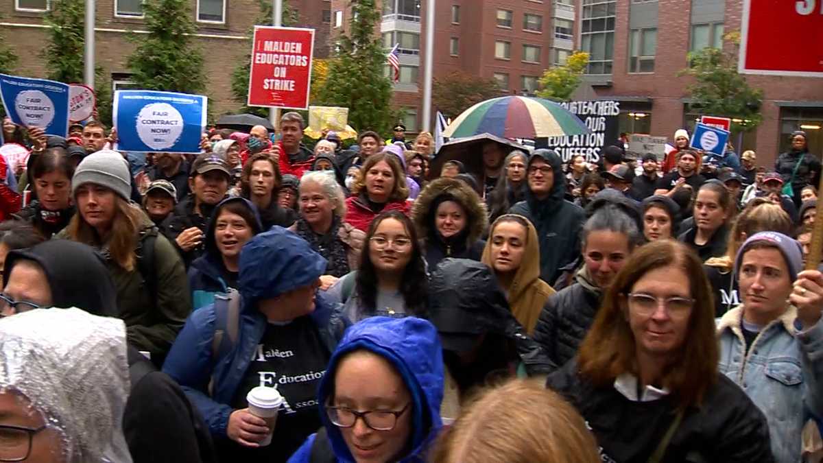 Negotiations resume in Malden as striking teachers rally