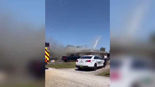 Family and 3 dogs escape from San Carlos Park house fire - Vimarsana News