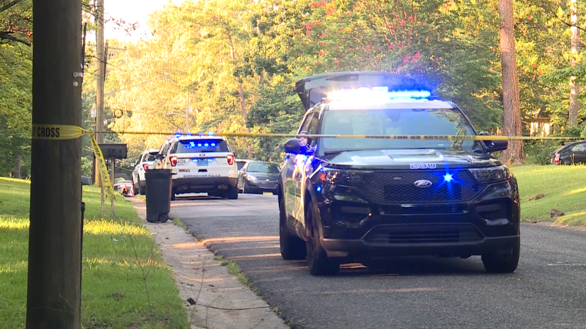 Man found shot to death inside home in east Birmingham